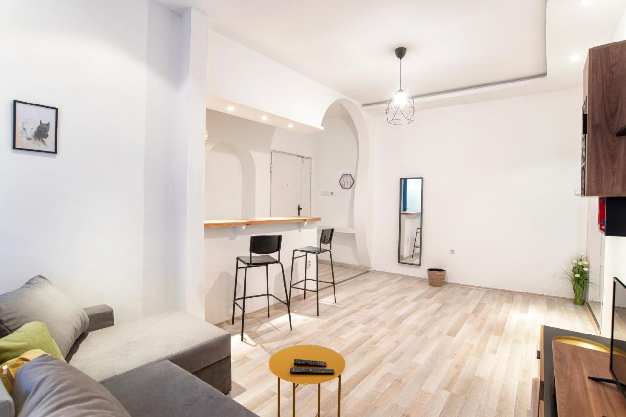 Bilyana'S 1 Bedroom Central Apartment София Экстерьер фото